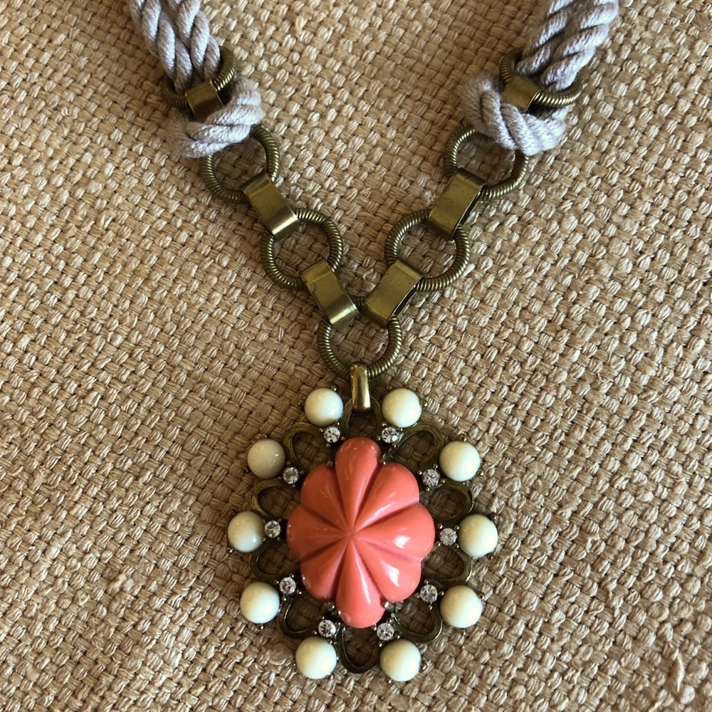Gerard Yosca Vintage Necklace with Resin, Crystal, Rope & Antique Gold. NWOT.